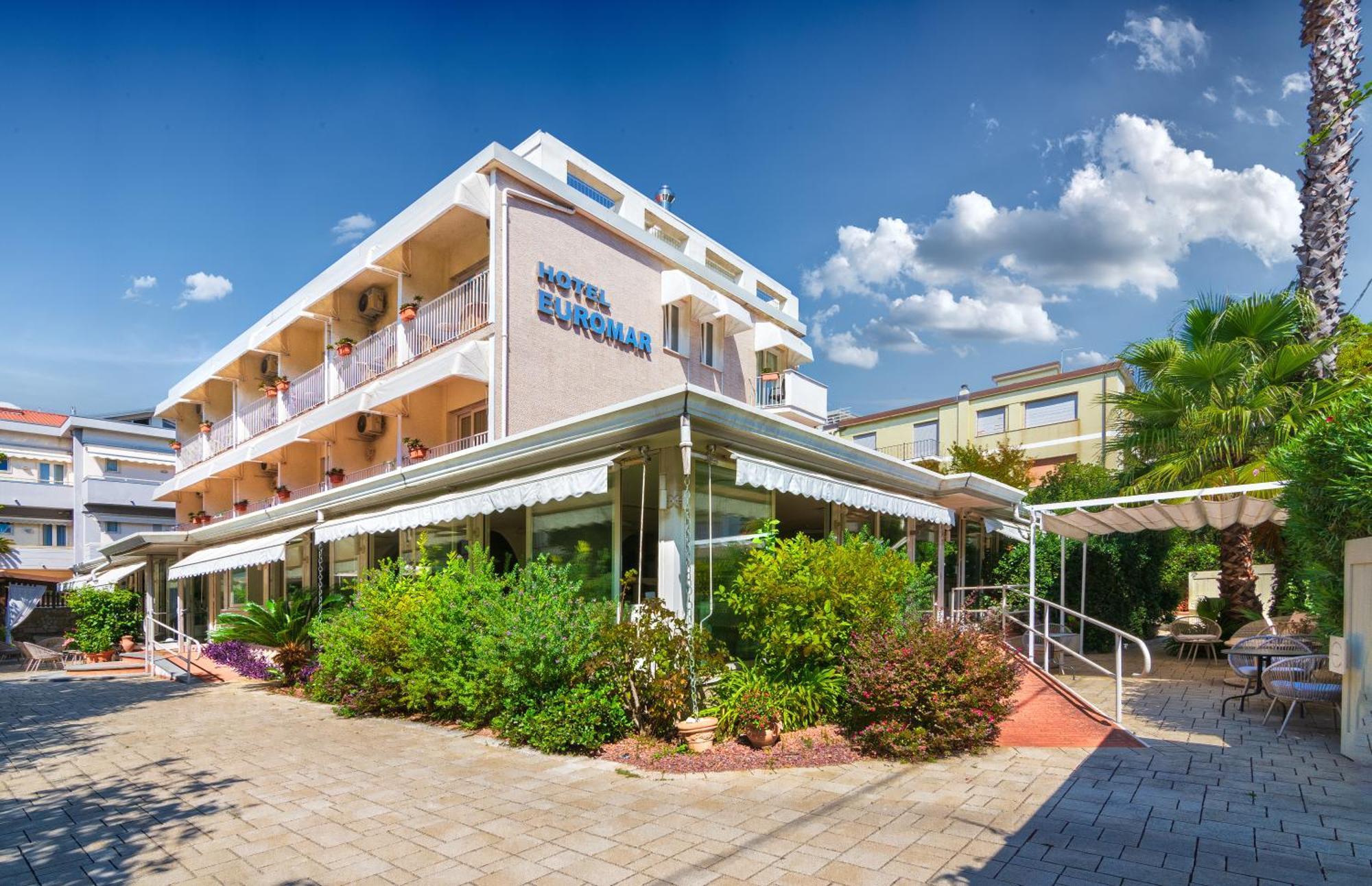Hotel Euromar Marina di Massa Esterno foto