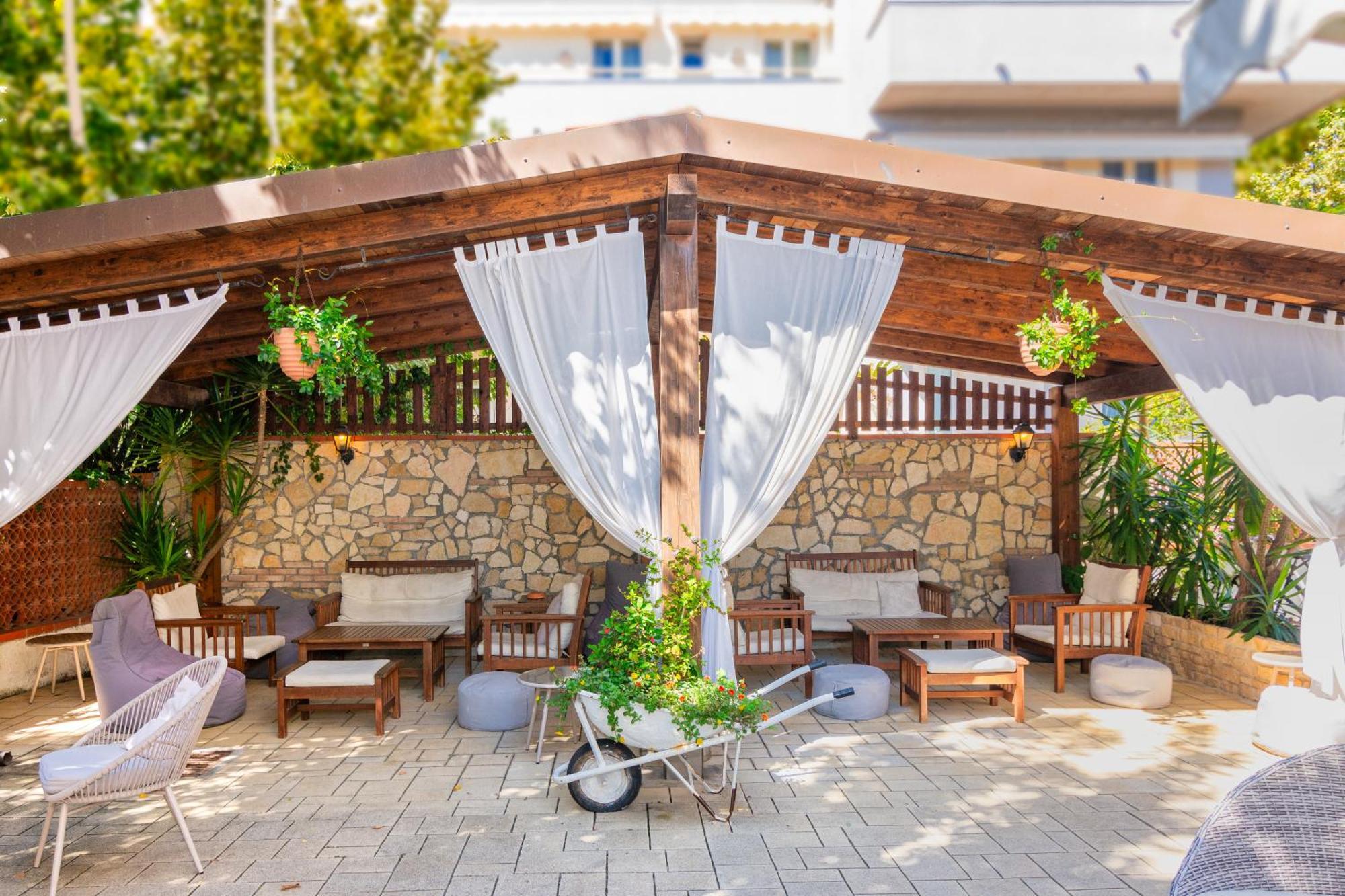 Hotel Euromar Marina di Massa Esterno foto