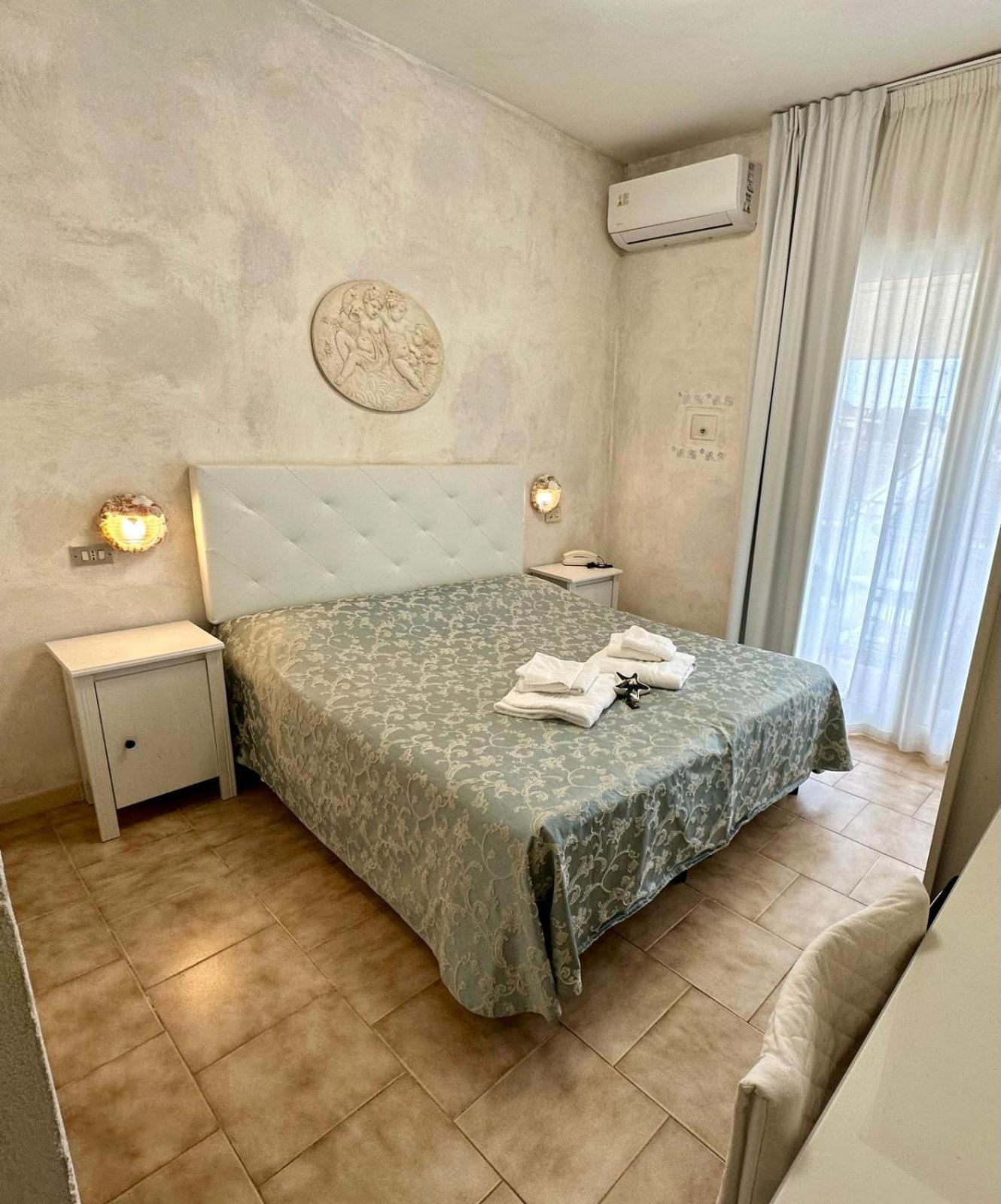 Hotel Euromar Marina di Massa Esterno foto