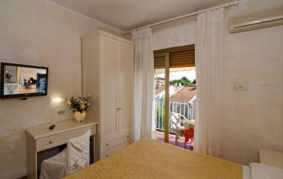 Hotel Euromar Marina di Massa Esterno foto