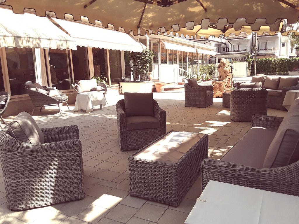 Hotel Euromar Marina di Massa Esterno foto