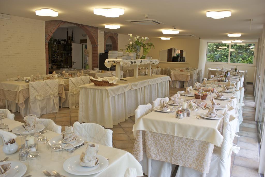 Hotel Euromar Marina di Massa Esterno foto
