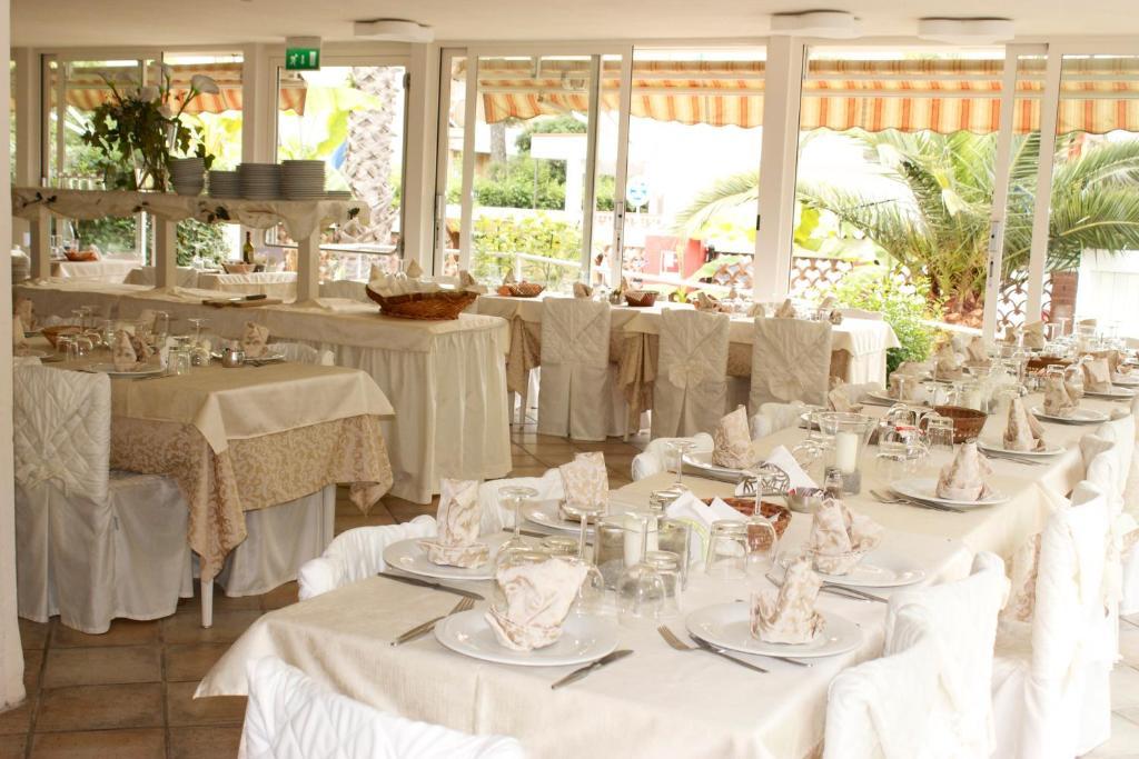 Hotel Euromar Marina di Massa Esterno foto